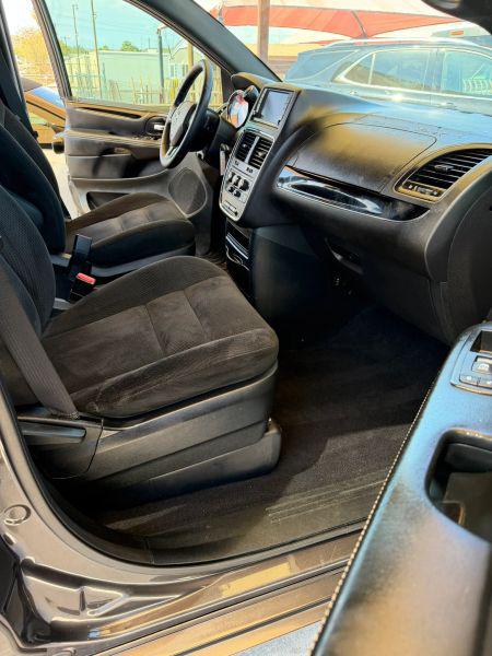2017 Dodge Grand Caravan SE Plus