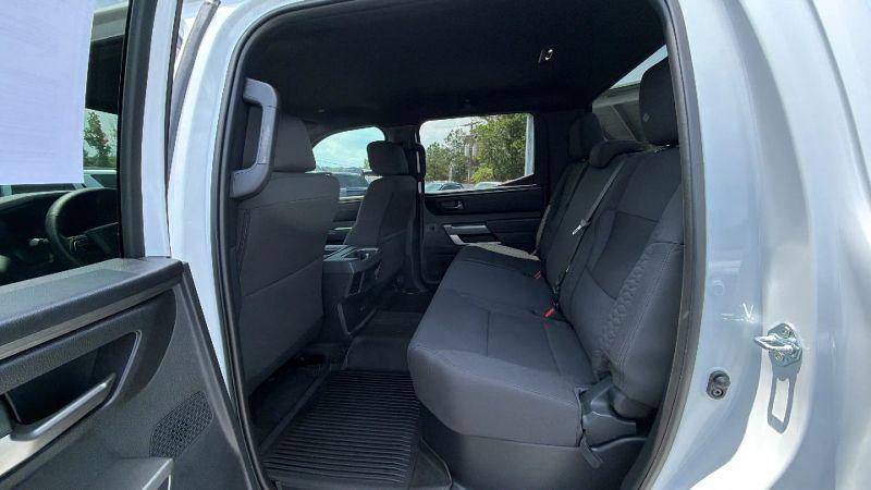 2026 Toyota Tundra SR5 CrewMax 5.5' Bed