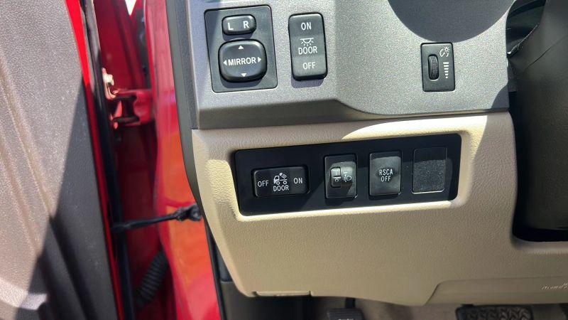 2011 Toyota Tundra Grade 4.6L V8