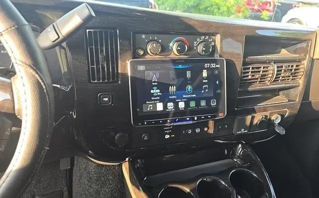 2024 GMC Savana Cargo RWD 2500 Regular Wheelbase Work Van