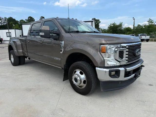 2022 Ford F-350 LARIAT