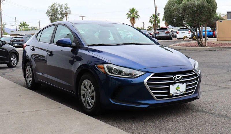 2017 Hyundai Elantra SE