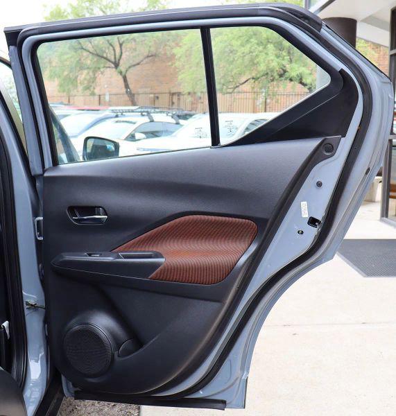2023 Nissan Kicks SR Xtronic CVT