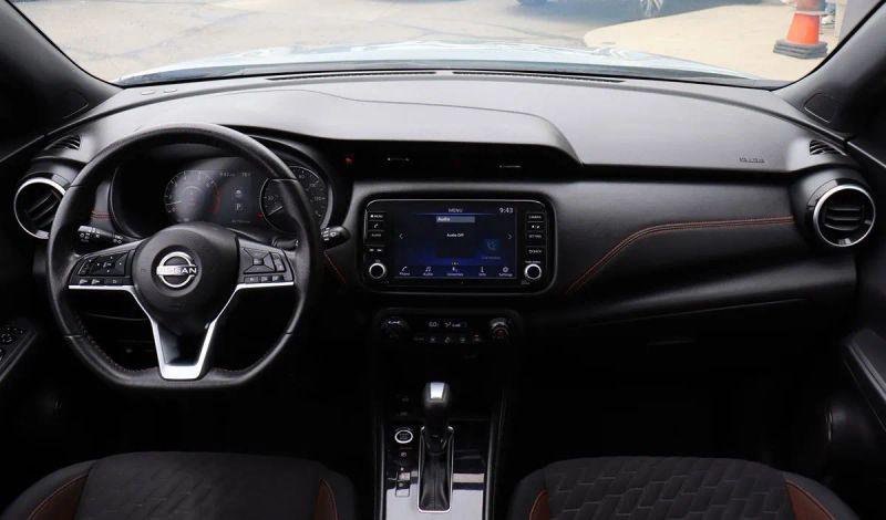 2023 Nissan Kicks SR Xtronic CVT