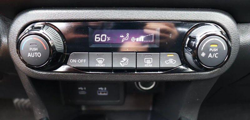 2023 Nissan Kicks SR Xtronic CVT