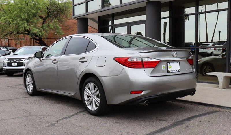 2015 Lexus ES 350 Crafted Line