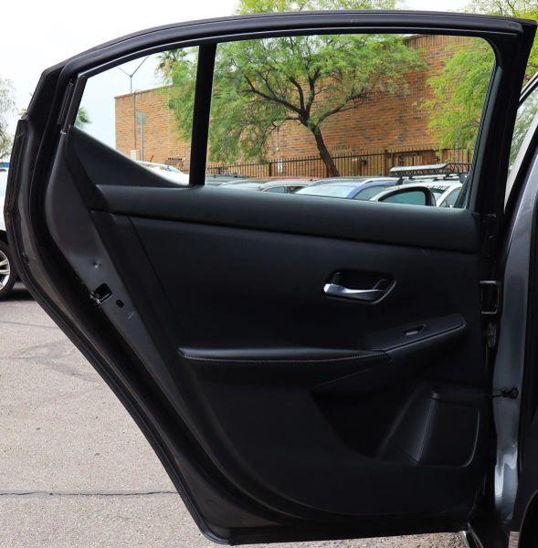 2023 Nissan Sentra SV Xtronic CVT