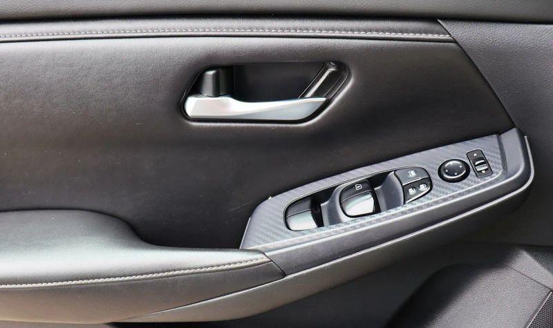 2023 Nissan Sentra SV Xtronic CVT