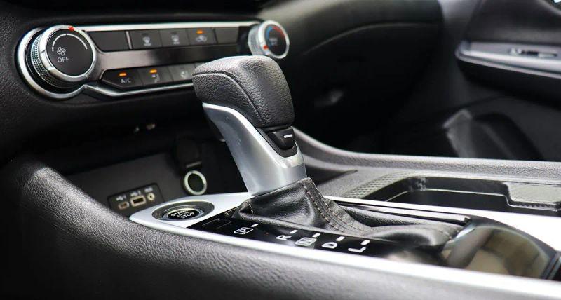2023 Nissan Sentra SV Xtronic CVT