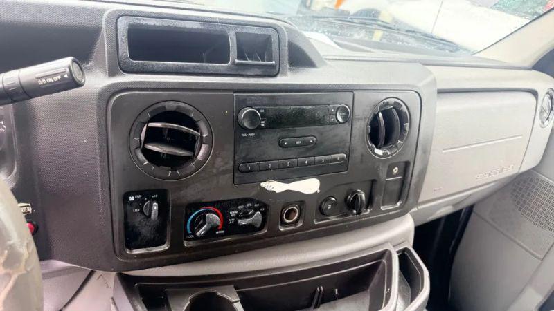 2014 Ford E-350 Super Duty Recreational