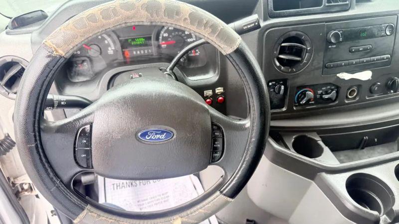 2014 Ford E-350 Super Duty Recreational