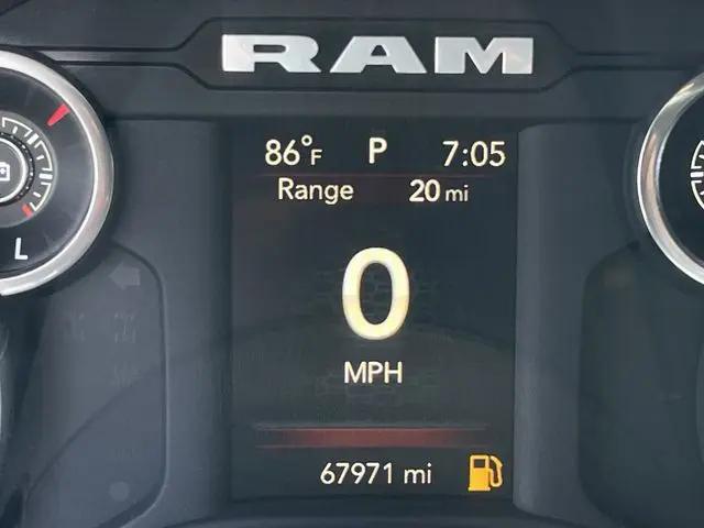 2023 Ram 1500 Big Horn Crew Cab 4x4 5'7" Box