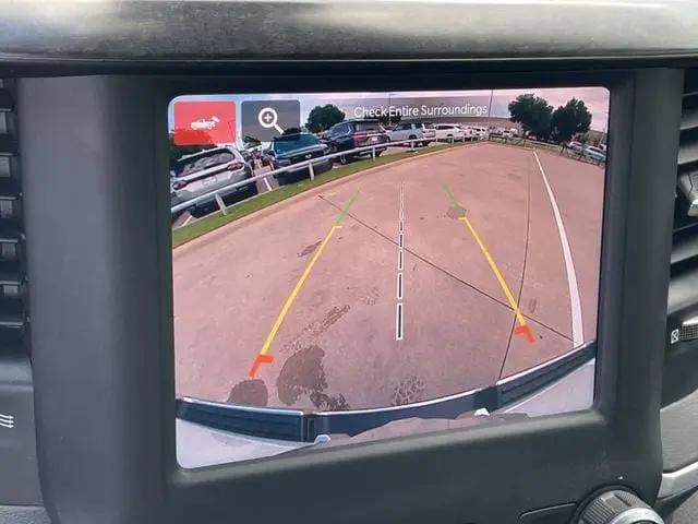 2023 Ram 1500 Big Horn Crew Cab 4x4 5'7" Box