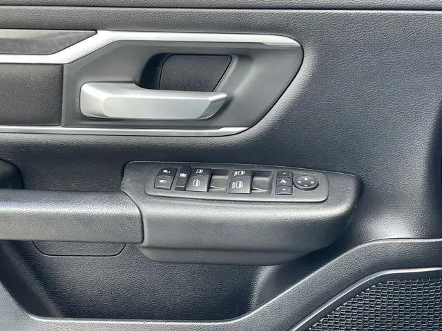 2023 Ram 1500 Big Horn Crew Cab 4x4 5'7" Box