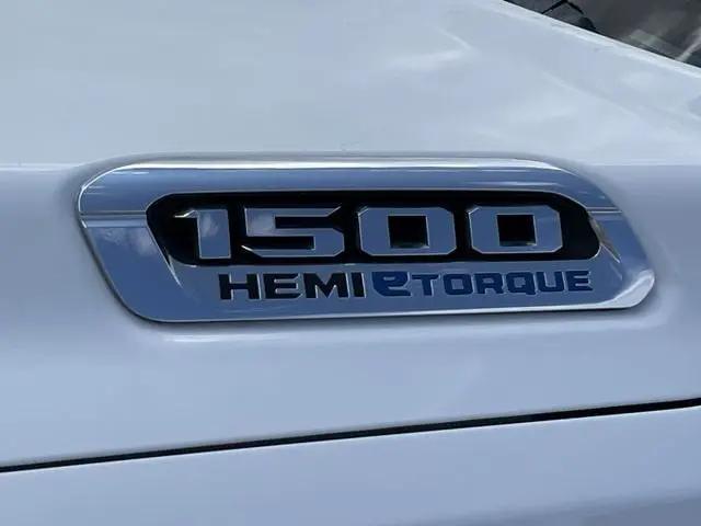 2023 Ram 1500 Big Horn Crew Cab 4x4 5'7" Box