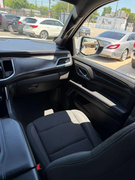 2021 Chevrolet Suburban 2WD LS