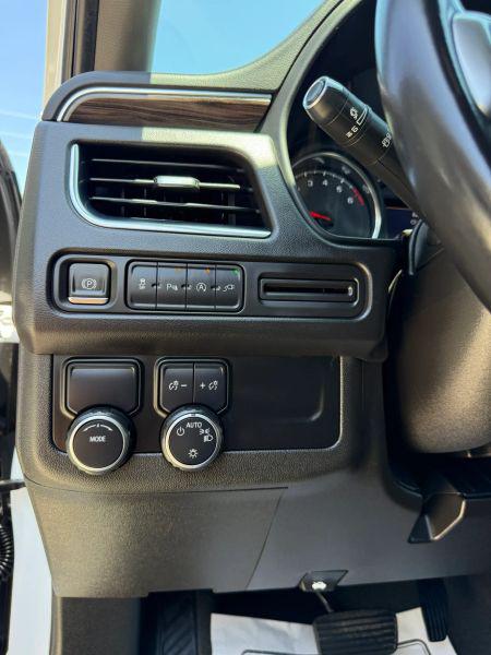 2021 Chevrolet Suburban 2WD LS