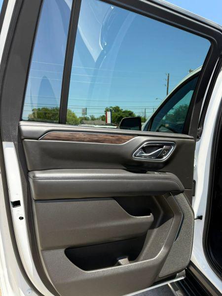 2021 Chevrolet Suburban 2WD LS