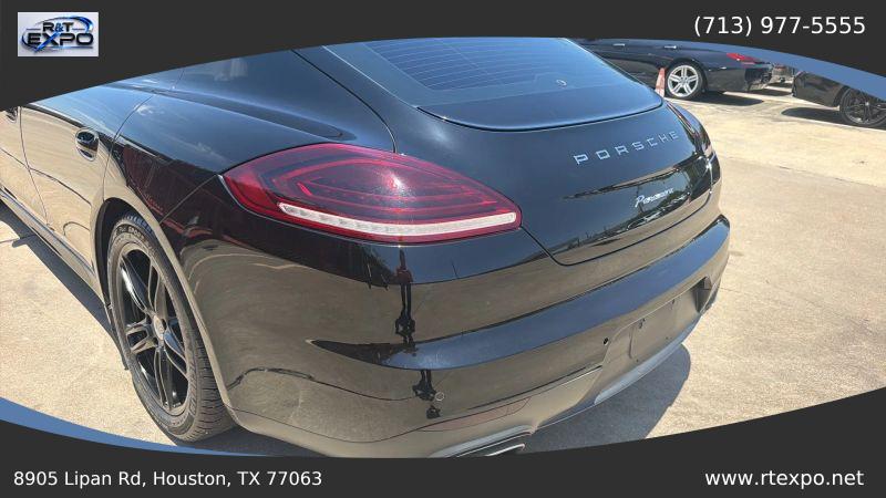 2014 Porsche Panamera Base