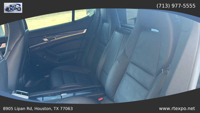 2014 Porsche Panamera Base