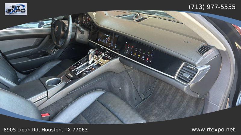 2014 Porsche Panamera Base