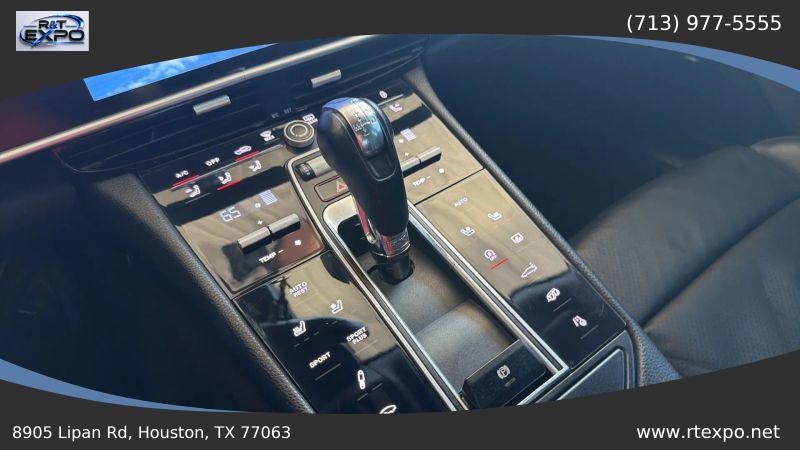 2014 Porsche Panamera Base