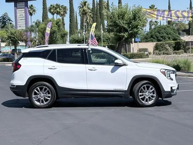 2023 GMC Terrain AWD SLT