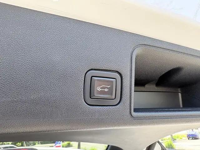 2023 GMC Terrain AWD SLT