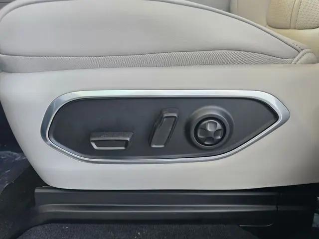2026 Jeep Grand Wagoneer Limited Altitude 4x4