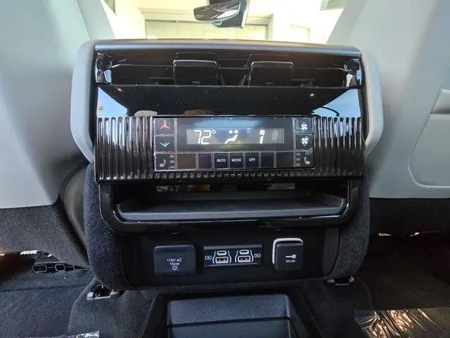 2026 Jeep Grand Wagoneer Limited Altitude 4x4