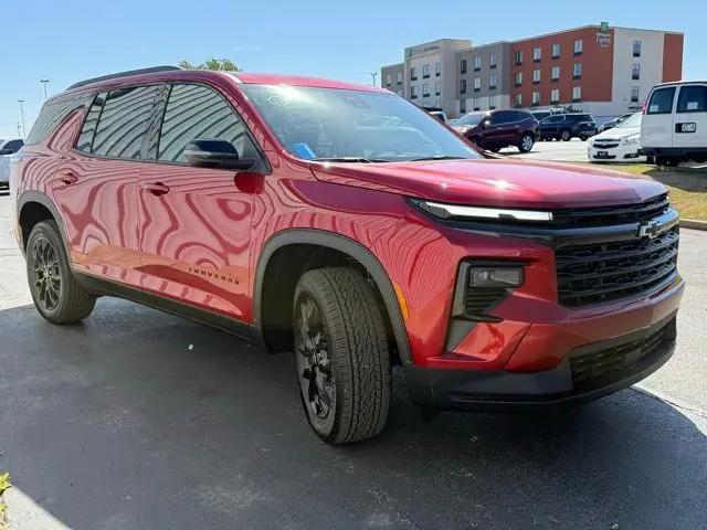 2026 Chevrolet Traverse FWD LT