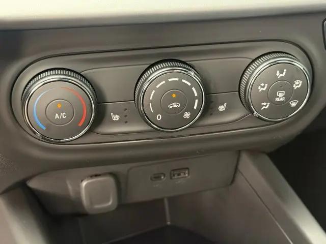 2026 Chevrolet Trax FWD 1RS