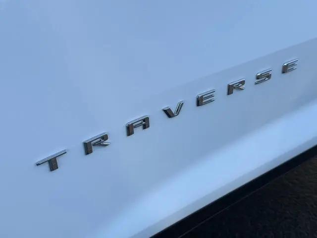 2026 Chevrolet Traverse FWD LT