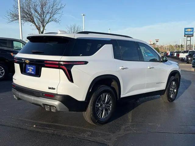 2026 Chevrolet Traverse FWD LT