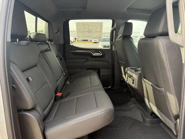 2026 Chevrolet Silverado 1500 4WD Crew Cab Short Bed RST