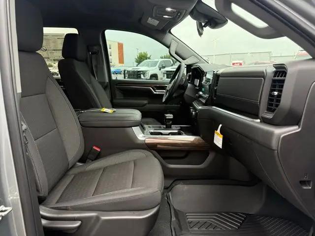 2026 Chevrolet Silverado 1500 4WD Crew Cab Short Bed LT Trail Boss