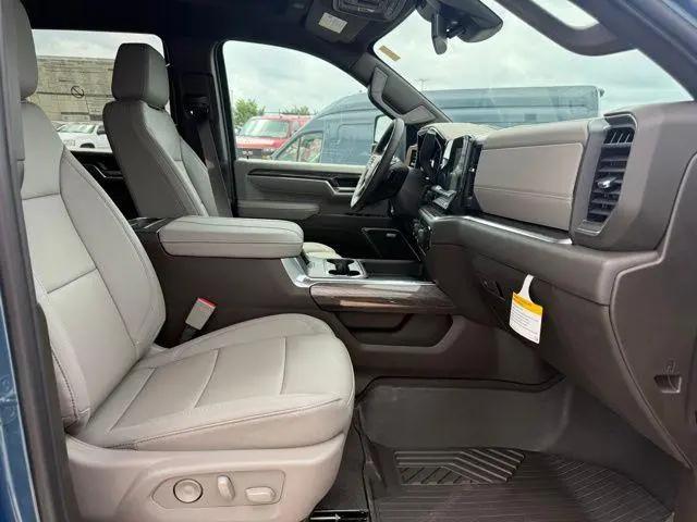 2026 Chevrolet Silverado 2500HD Crew Cab, Standard Bed, LTZ, 4WD