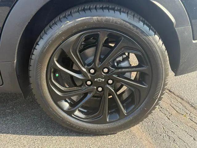 2027 Chevrolet Bolt RS FWD