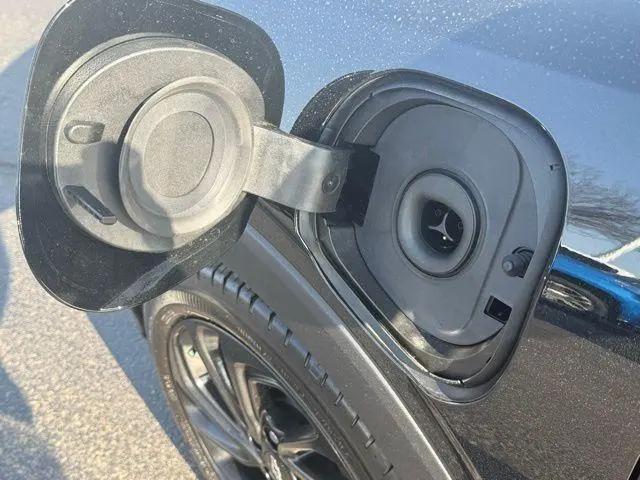 2027 Chevrolet Bolt RS FWD