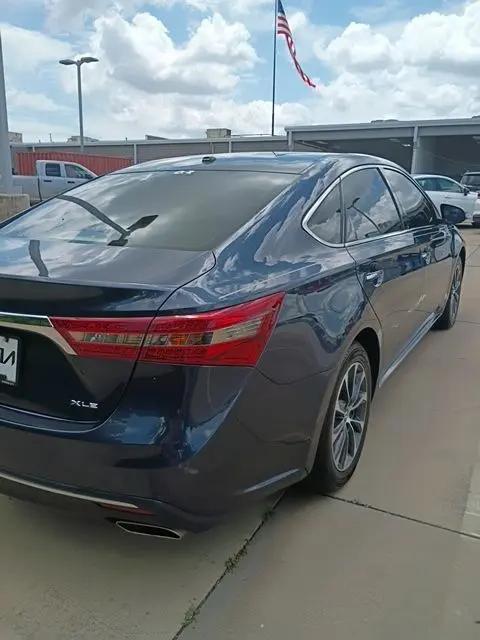 2016 Toyota Avalon XLE