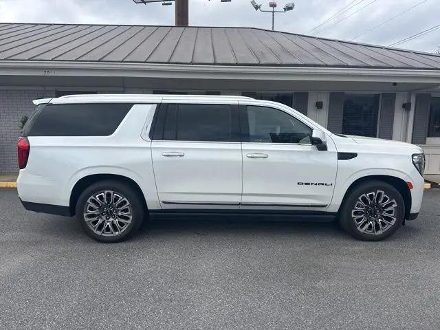 2023 GMC Yukon XL 4WD Denali Ultimate