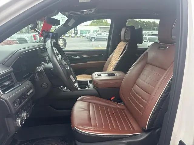 2023 GMC Yukon XL 4WD Denali Ultimate