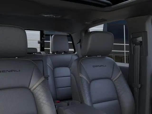 2026 GMC Canyon Denali, 4WD