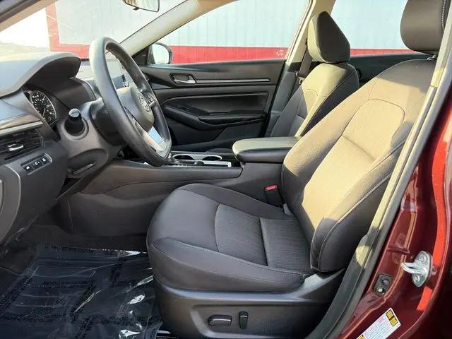 2024 Nissan Altima SV FWD