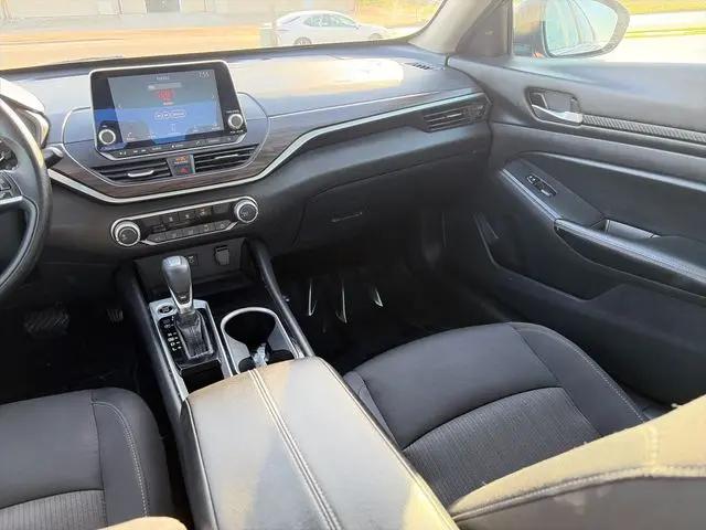2024 Nissan Altima SV FWD