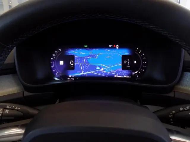 2023 Volvo XC40 B5 Plus Bright Theme