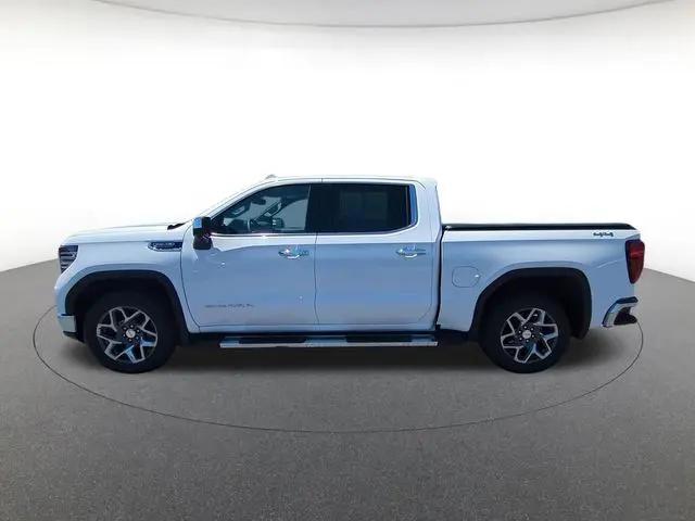 2025 GMC Sierra 1500 4WD Crew Cab Short Box SLT