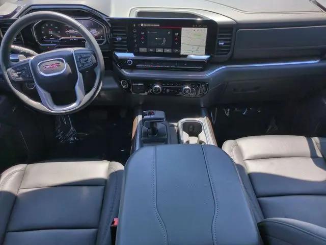 2025 GMC Sierra 1500 4WD Crew Cab Short Box SLT