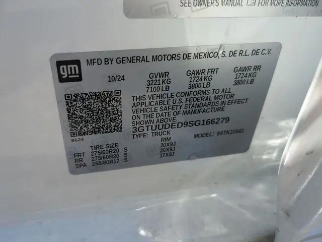 2025 GMC Sierra 1500 4WD Crew Cab Short Box SLT