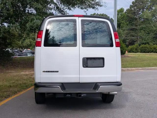 2026 Chevrolet Express Cargo Van 2500 Regular Wheelbase, WT, RWD
